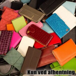 Stort udvalg af tasker til mobiltelefon, kamera og lign. Flotte farver og designs. Pt. KUN købes ved afhentning på lageret.